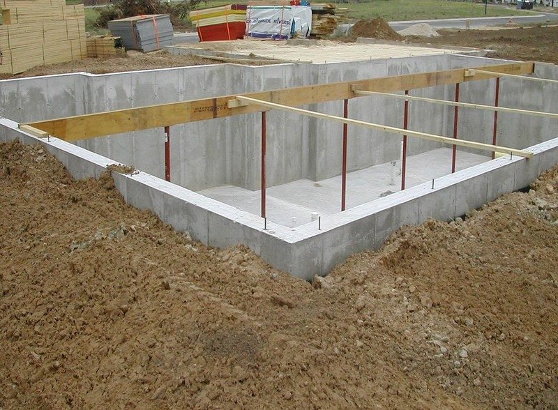 Raft foundation construction